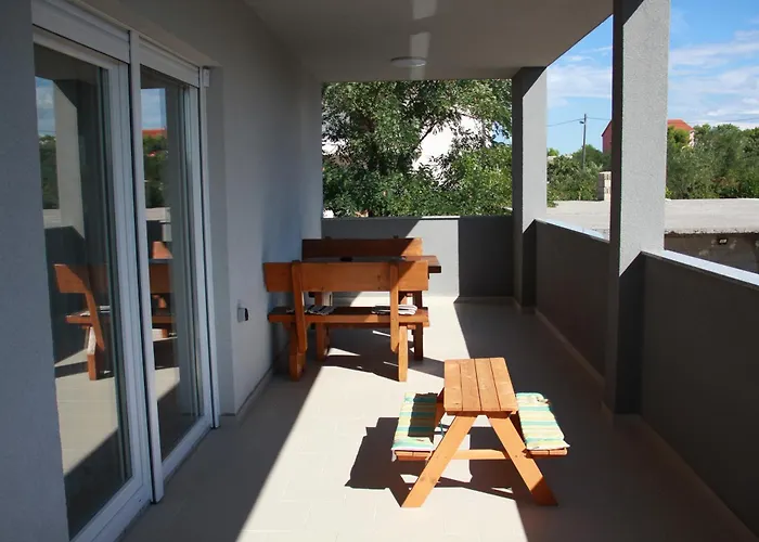 Apartment Milwe Ražanac